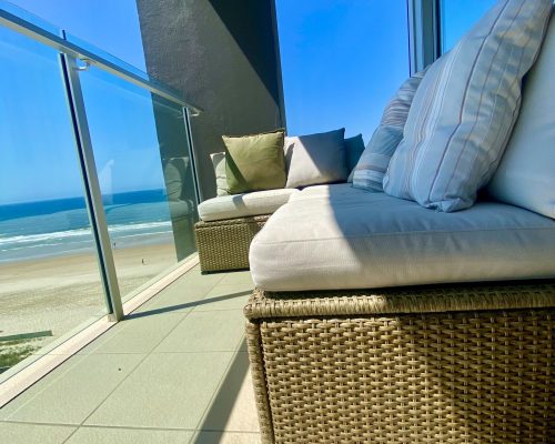 surfers-paradise-2-bedroom(1)